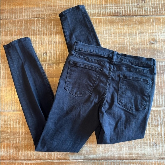 Frame Le Skinny Jeanne Distressed Black Jeans - Picture 4 of 8